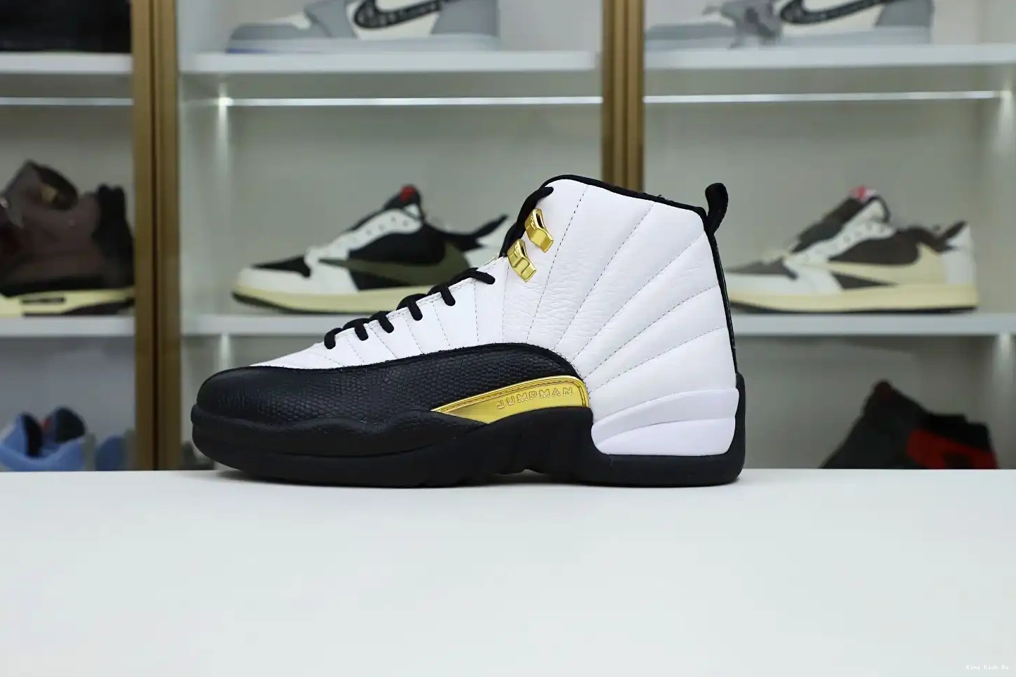 'ROYALTY' AIR RETRO JORDAN Kimikick 12 0805